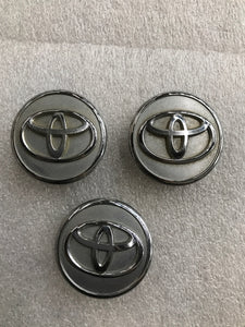 Set of 2 Toyota Genuine OEM Wheel Center Hub Cap Chrome 9e39d2dc