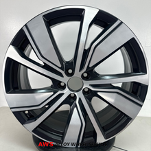 Load image into Gallery viewer, Volvo Front  XC40 OEM Wheel 20” 2022-2023 Factory Rim 70511 32243376
