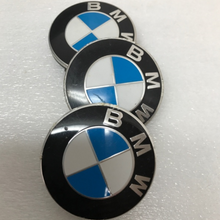 Load image into Gallery viewer, Set of 3 BMW Wheel Center Cap 68mm Genuine 36136783536 67ce176e