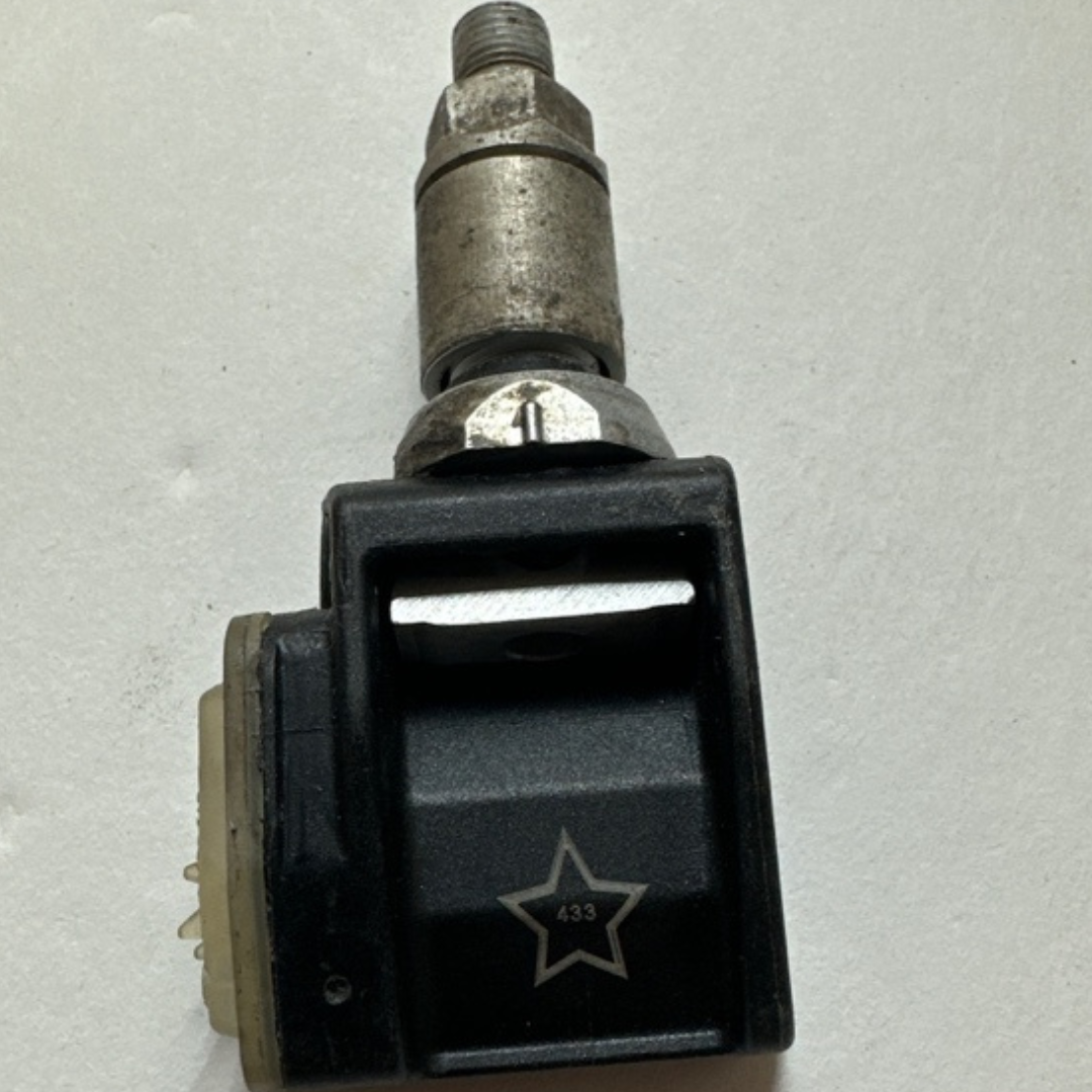 BMW Tire Pressure Monitoring System TPMS 433 MHz A0009052102 5bfbe1e6