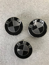 Load image into Gallery viewer, Set of 3 BMW Wheel Rim 6857149 57mm Black Center Cap 88a0106e