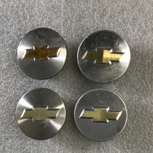Load image into Gallery viewer, SET OF 4 Chevrolet Center Caps 9594156 57 MM b58c76e9