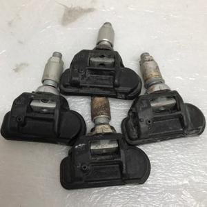 Set of 4 Mercedes Benz TPMS 433mhz A0009050030