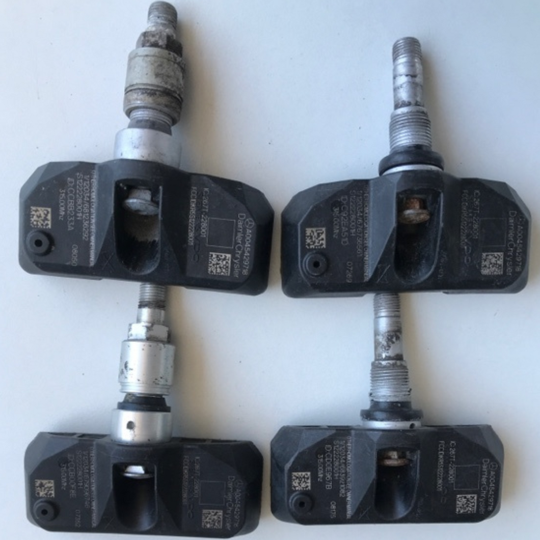 Set of 4 Mercedes Benz TPMS A0045429718 a280565c