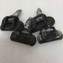 Load image into Gallery viewer, Set of 4 Mercedes Benz TPMS Sensor 433MHz A0009057200 a21e42fe