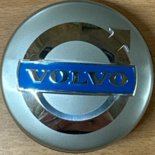 Load image into Gallery viewer, Set of 4 Volvo Wheel Center Cap 3546923 5697c54c