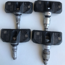 Load image into Gallery viewer, Set of 4 Mercedes Benz TPMS A0045429718 a280565c