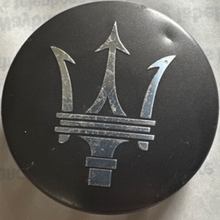 Load image into Gallery viewer, Set of 2 Maserati Wheel Hub Center Cap C403-SPM ac211bd7