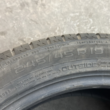 Load image into Gallery viewer, NOKIAN 245/45/19 TIRE b01837a1