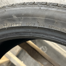 Load image into Gallery viewer, UNIROYAL TIGER PAW 265/40/21 TIRE e37e41fb