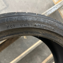 Load image into Gallery viewer, ROAD HUGGER GT ULTRA 225/40/18 TIRE 5e795b7e