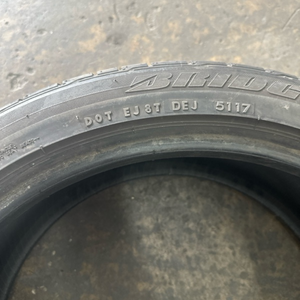 Set of 2 Bridgestone Potenza RE050A Size 245/40/19