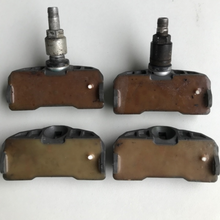 Load image into Gallery viewer, Set of 4 BMW Tire Pressure Monitoring System TPMS 6781847-02 9404ff6a
