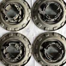 Load image into Gallery viewer, Set of 4 BMW BBS OEM Silver Wheel Center Cap 4b41fcc4