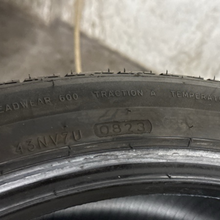Load image into Gallery viewer, UNIROYAL TIGER PAW 265/40/21 TIRE e37e41fb