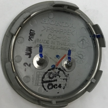 Load image into Gallery viewer, Honda OEM Wheel Center Cap Silver Finish Chrome Logo 08W17-SEA-6M00-B3 de50ecb2