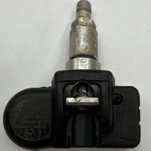 Load image into Gallery viewer, Set of 4 MERCEDES R231 SL550 SL450 TIRE PRESSURE SENSOR TPMS OEM 156c6f280