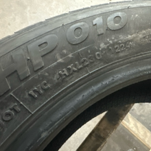 Load image into Gallery viewer, CROSSWIND HP010 PLUS 215/55/17 TIRE 09b7e044