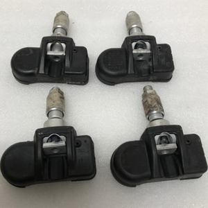 Mercedes Benz Set of 4 TPMS 433 Mhz 0009057200  eb066a62