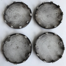 Load image into Gallery viewer, Set of 4 Maserati Wheel Hub Center Cap C403-SPM 09870b45