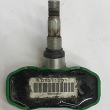 Load image into Gallery viewer, TPMS 15268606 BUICK,CADILLAC,CHEVROLET,GMC,PONTIAC,SUZUKI 315 Mhz 0e874d14