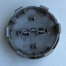 Load image into Gallery viewer, Set of 3 Volvo Wheel Hub Center Cap 31471435 5f9a10a1
