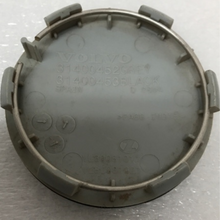 Load image into Gallery viewer, Set of 3 OEM Factory Volvo Alloy Wheel Center Cap 31400452 d0de686d