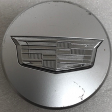 Load image into Gallery viewer, Set of 4 Cadillac Wheel Hub Center Cap 9597375 33c9047b