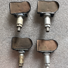 Load image into Gallery viewer, Continental REDI-Sensor TPMS Tire Pressure Sensor SE10003A e9c99fa4