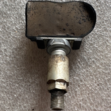 Load image into Gallery viewer, Continental REDI-Sensor TPMS Tire Pressure Sensor SE10003A e9c99fa4