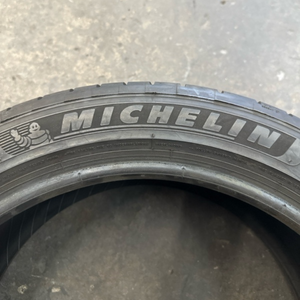 Michelin Pilot Sport All Season Size 225/45/17