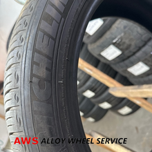 Load image into Gallery viewer, Michelin 245/45/19 Used 3e364d17 102H