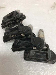 Set of 4 Mercedes Benz TPMS 433mhz A0009050030
