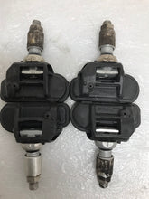 Load image into Gallery viewer, Set of 4 Mercedes Benz TPMS 433mhz A0009050030