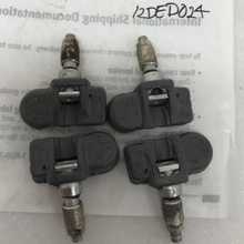 Load image into Gallery viewer, Set of 4 Mercedes TPMS Tire Pressure Sensors A0009054100 12ded024