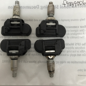 Set of 4 Mercedes Benz TPMS 433 Mhz A0009050030 f98490d6