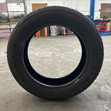 Load image into Gallery viewer, Michelin Primacy 215/55/17 93V c8893cb6