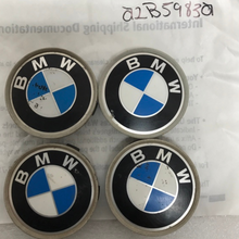 Load image into Gallery viewer, Set of 4 BMW Wheel Center Caps 1095361 68mm a2b5983a