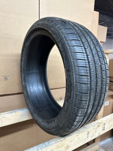 Load image into Gallery viewer, Tire Pirelli Cinturato P7 all season Size 225/40/18