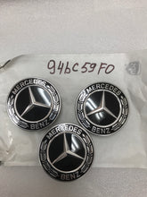 Load image into Gallery viewer, Set of 3 MERCEDES HUB COVERS 75 mm PARBERRY WREATH BLACK NEW A2224002200