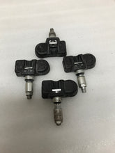 Load image into Gallery viewer, Set of 4 TPMS Mercedes Benz 433 Mhz A0009057200