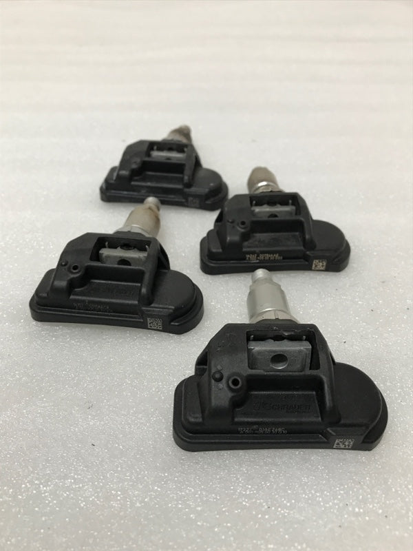 Set of 4 Mercedes TPMS Sensor 433 Mhz A0009050030