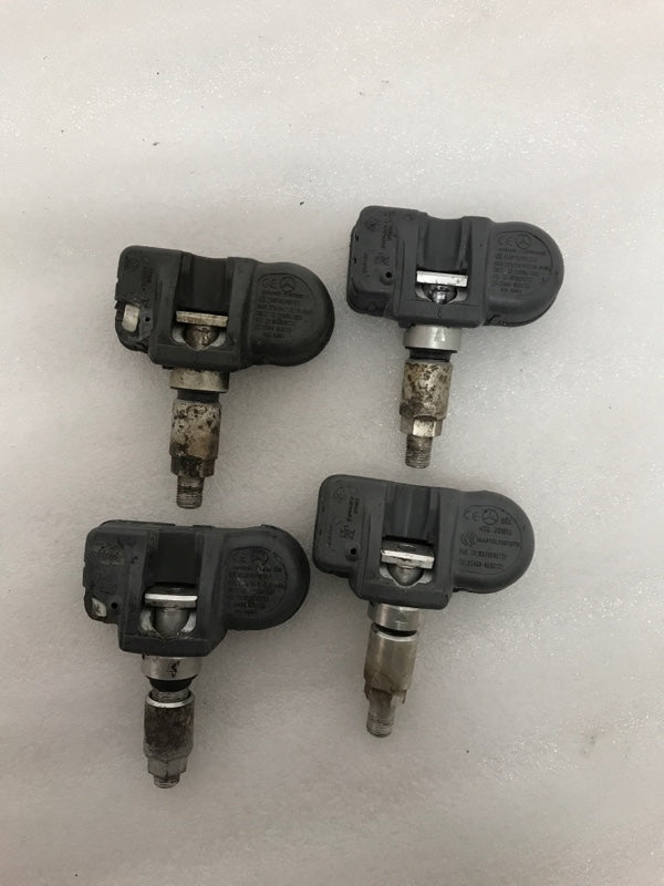 SET OF 4 TPMS SENSOR MERCEDES BENZ A0009054100