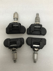 Set of 4 Mercedes Benz Schrader TPMS Sensor 0009050030 7a011e7e