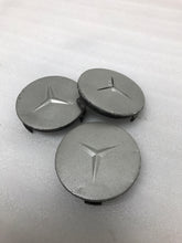 Load image into Gallery viewer, SET OF 3 CENTER CAP Mercedes Benz A1714000125 (75 MM)