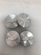 Load image into Gallery viewer, Set of 4 CHEVROLET Maschined Center cap 9595010 68mm