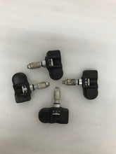 Load image into Gallery viewer, Mercedes Benz Set of 4 TPMS 433 Mhz 0009057200