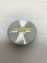 Load image into Gallery viewer, SET OF 3 Chevrolet Center Caps 9594156 (57 MM)