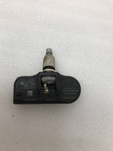 Load image into Gallery viewer, SET OF 4 TPMS Chrysler, Dodge, Jeep, Mitsubishi, Ram 315 Mhz 56053030AC