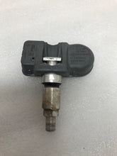Load image into Gallery viewer, SET OF 4 TPMS SENSOR MERCEDES BENZ A0009054100